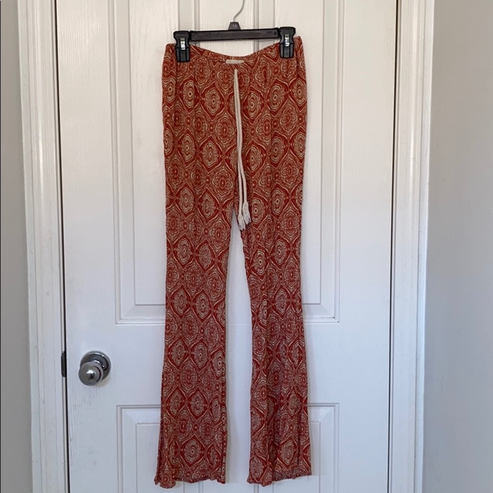 Audrey Flowy Bottoms